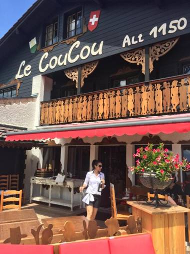 Le Coucou Hotel & Restaurant-Bar