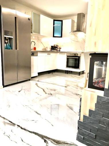 Fabulous Lakeside Family Apartment | 4 Rooms