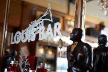 Art Deco Hotel Montana