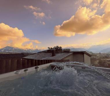 Young Backpackers Homestay