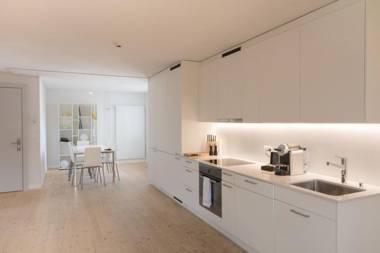 Top city center Lion Monument