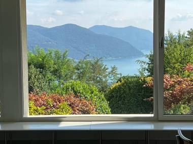 Evia Apartment - Lake View