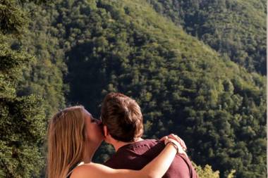 Wild Valley Romantic Escape