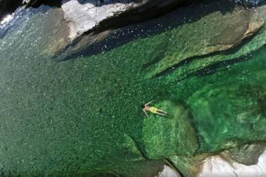 Wild Valley Romantic Escape