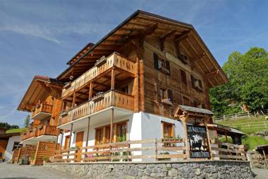 Les chambres et Roulottes des Noisetiers