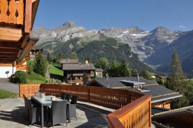 Chalet Edelweiss Breathtaking Glacier View