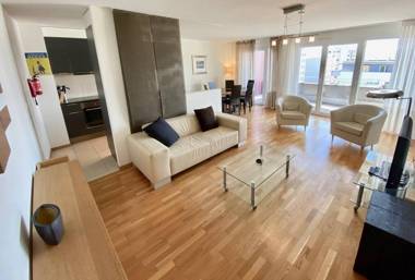 Spacious and bright 2 bedroom apartment with terrace