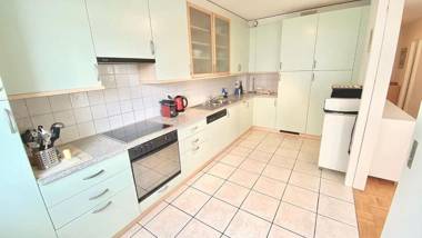 Close to the lake and very spacious 3 bedroom