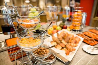 ibis Geneve Centre Lac