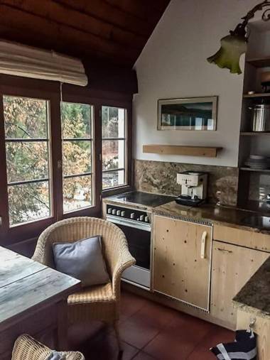 Stilvolle 3-Zimmer Wohnung in Jugendstilvilla