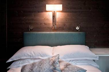 Morosani Fiftyone - the room only Hotel