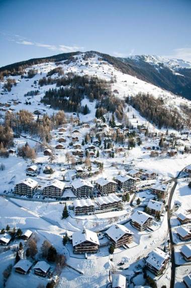 Remointze COSY & CENTER apartments by Alpvision Résidences