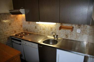 Iris CONFORTABLE & PLEASANT apartments by Alpvision Résidences