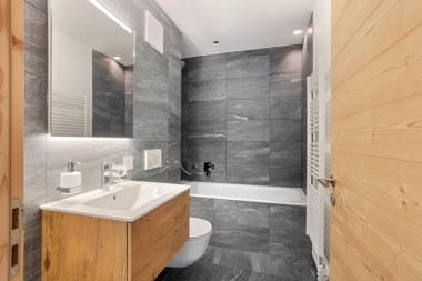 Le Montagnier by Mrs Miggins