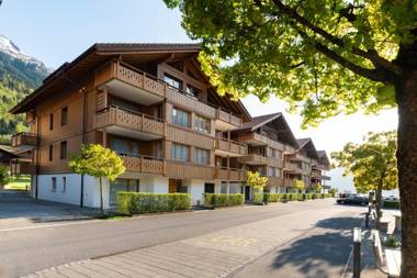 Chalet Apartments Iseltwald