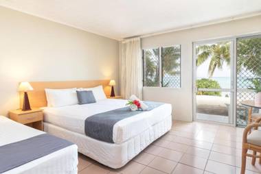 Moana Sands Beachfront Hotel