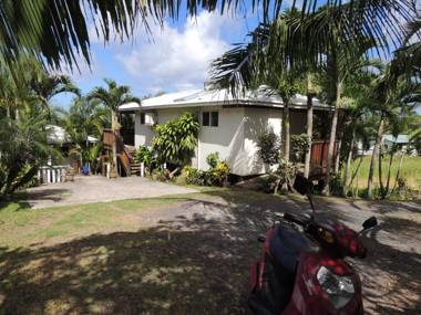 Muri Lagoon View Bungalows - Hillside Bungalow