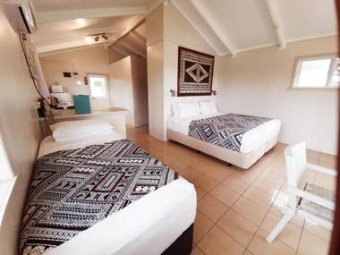 Muri Lagoon View Bungalows - Hillside Bungalow