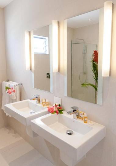 Crystal Blue Lagoon Villas