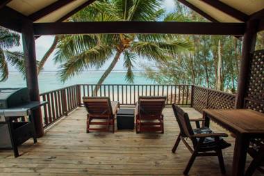 Nikao Beach Bungalows