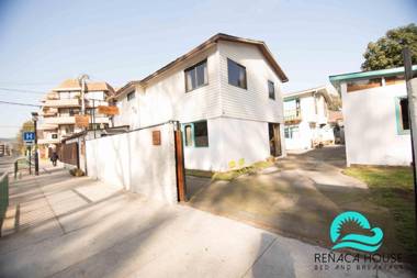 Reñaca House Bed & Breakfast