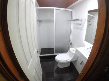 VOY Hostales - Poniente