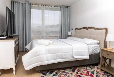 Viña Retreat - 2BR W / Pool Wifi & Parking