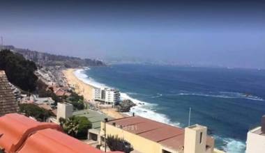 Encanto de Reñaca vista al mar a pasos de todo.