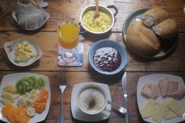 Escalera al Puerto Guest House