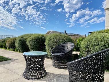 TOP 1 Amplio Loft con Jardín en el mejor proyecto de Valparaíso con estacionamiento Servicio HOM