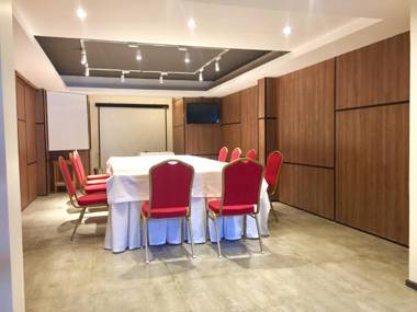 KU Hotel Turismo Temuco