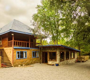 Hostal & Loft El Laurel