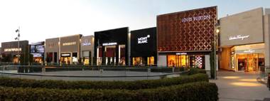 Carmelitas Contemporary II