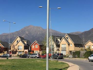 Cajón del Maipo - Condominio Las Vizcachas - Habitaciones en Casa Compartida Vista Montaña