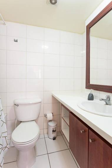 Urban Forest- 1BR Metro Wifi Netflix Mall