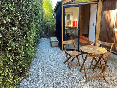 French Andes Apart Hostel