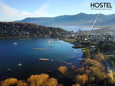 Chili Kiwi Lakefront Backpackers