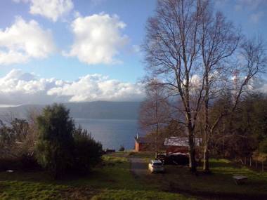 Cabañas Ayalén con vista al Lago