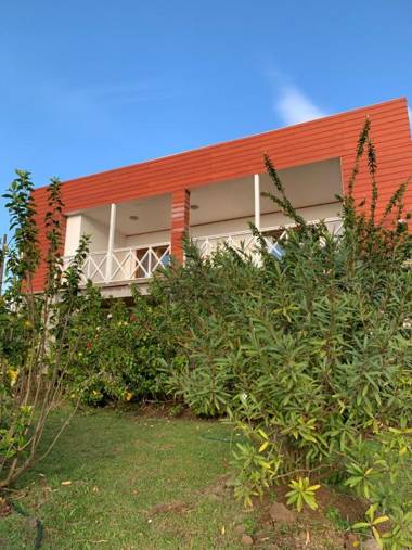 Teanehi Bed & Breakfast