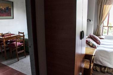 Hostal y Cabañas Lagune Club