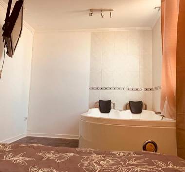 Grato Departamento frente a la playa con Jacuzzi