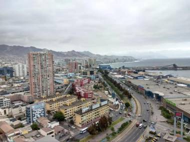 Apartamento de Lujo. Frente Mall Plaza