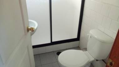 Casa Hualle - Near hot springs and lake with hot tube.