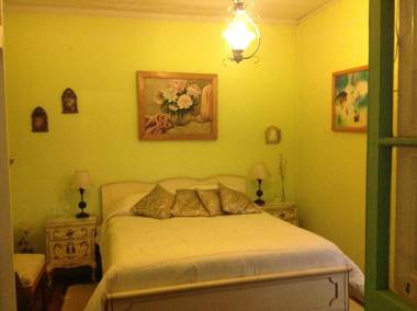 Hostal Renoir