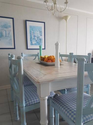 Puerto Velero/ Primera Linea