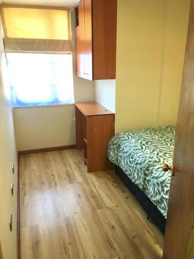 Departamento completo 40 mts2 - 2 habs y 1 futón - Centro Tomé - 5 personas max - Edificio Don Francisco