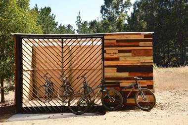 Tripanko Lodge & Bungalows