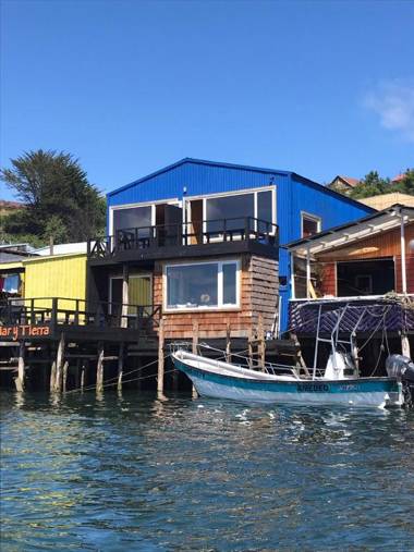 Palafito Entre Mar y Tierra B&B