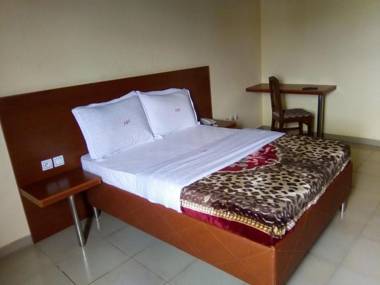 Noblesse Hotel
