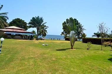 Adrien Beach Hotel